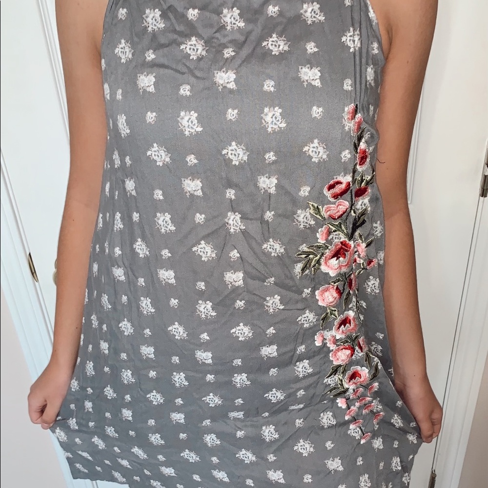 floral dress with detail!!